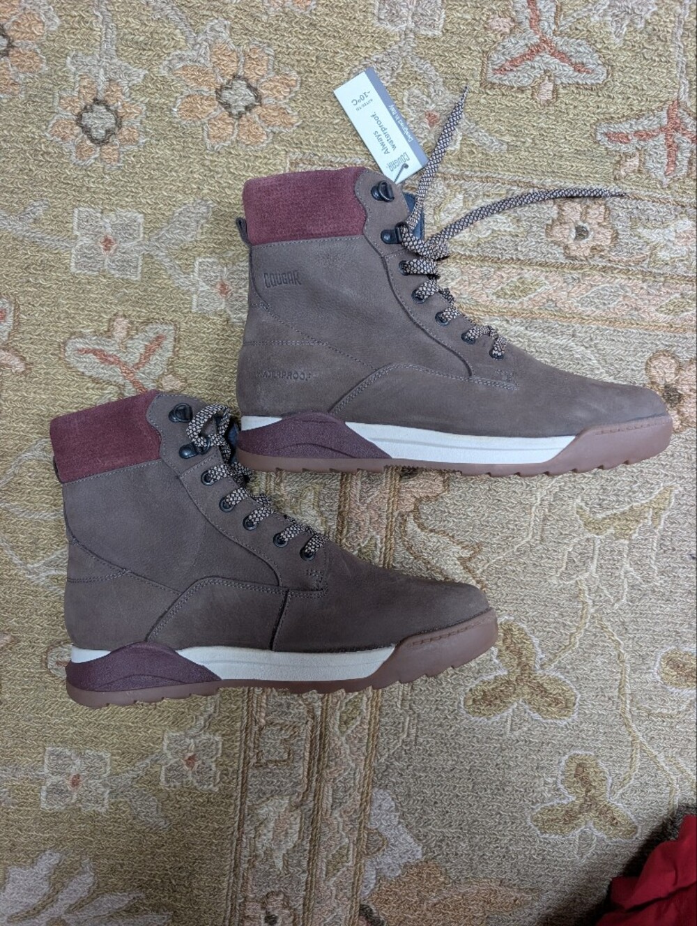 NWT Cougar Women's Brown Suede Winter Boots